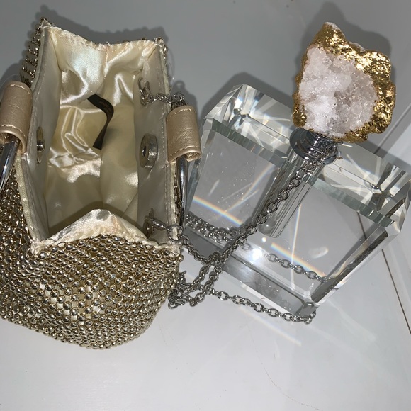 DSW - Picture 4 of 5